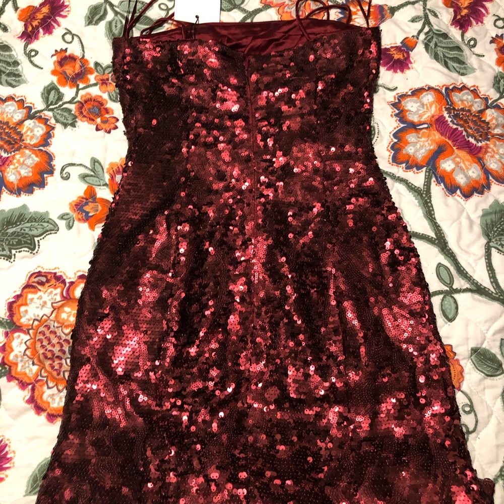 Misha BNWT Tamara Sequin Dress sz 0 in Wine - Picture 8 of 16